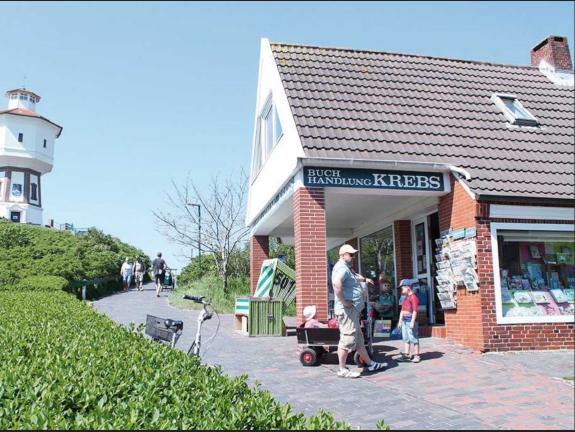 Die Buchhandlung Krebs am Fuße des Wasserturms