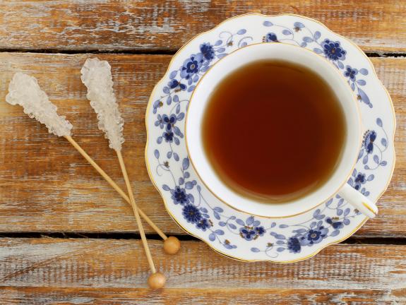 Ostfriesentee mit Kluntje